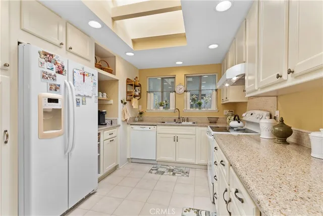 $420,000 | 802 Ronda Mendoza, Unit N, Laguna Woods, CA 92637