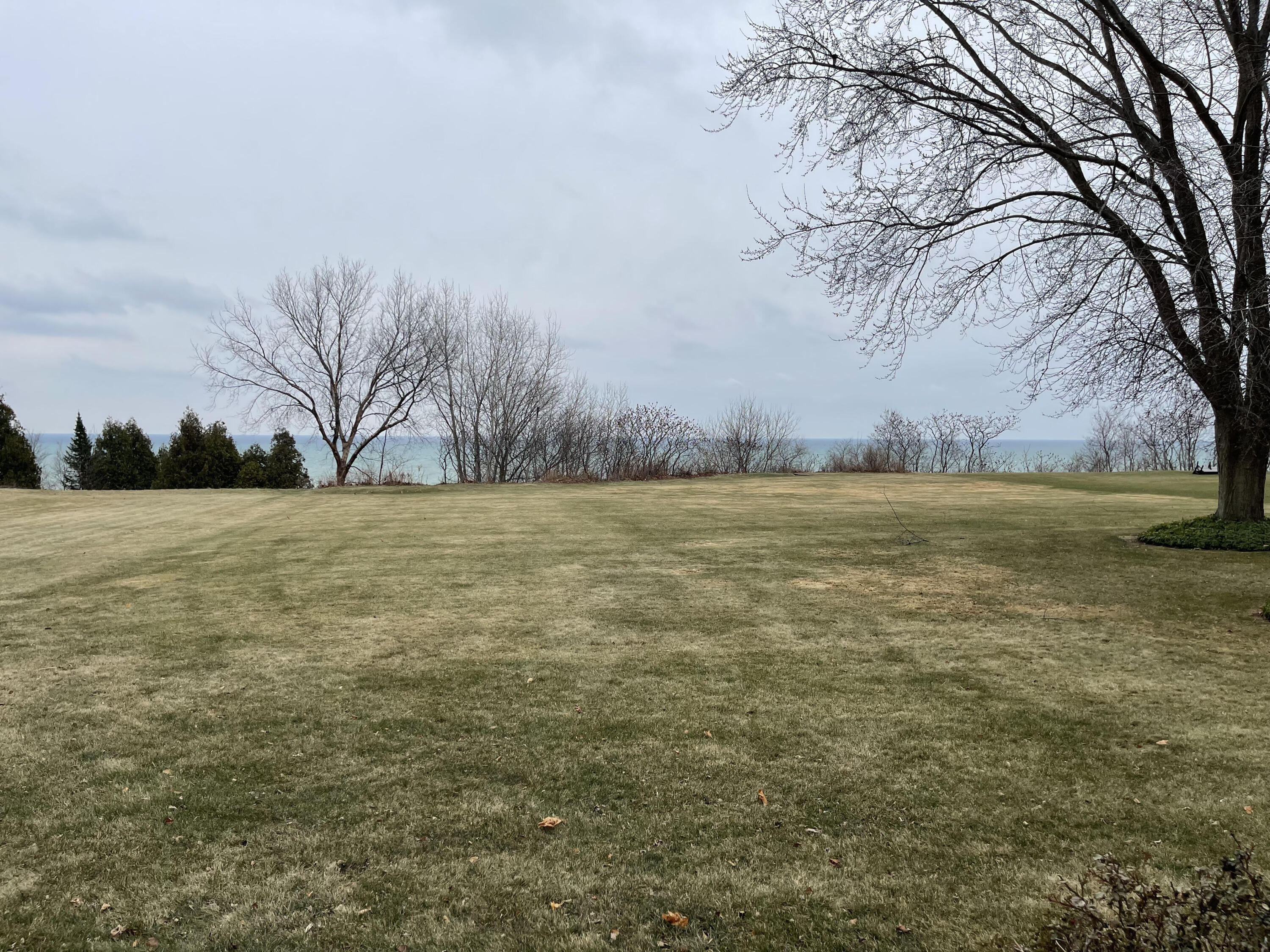 1104 Noridge Trail Port Washington, WI 53074 - Photo 21 of 61 Back Yard