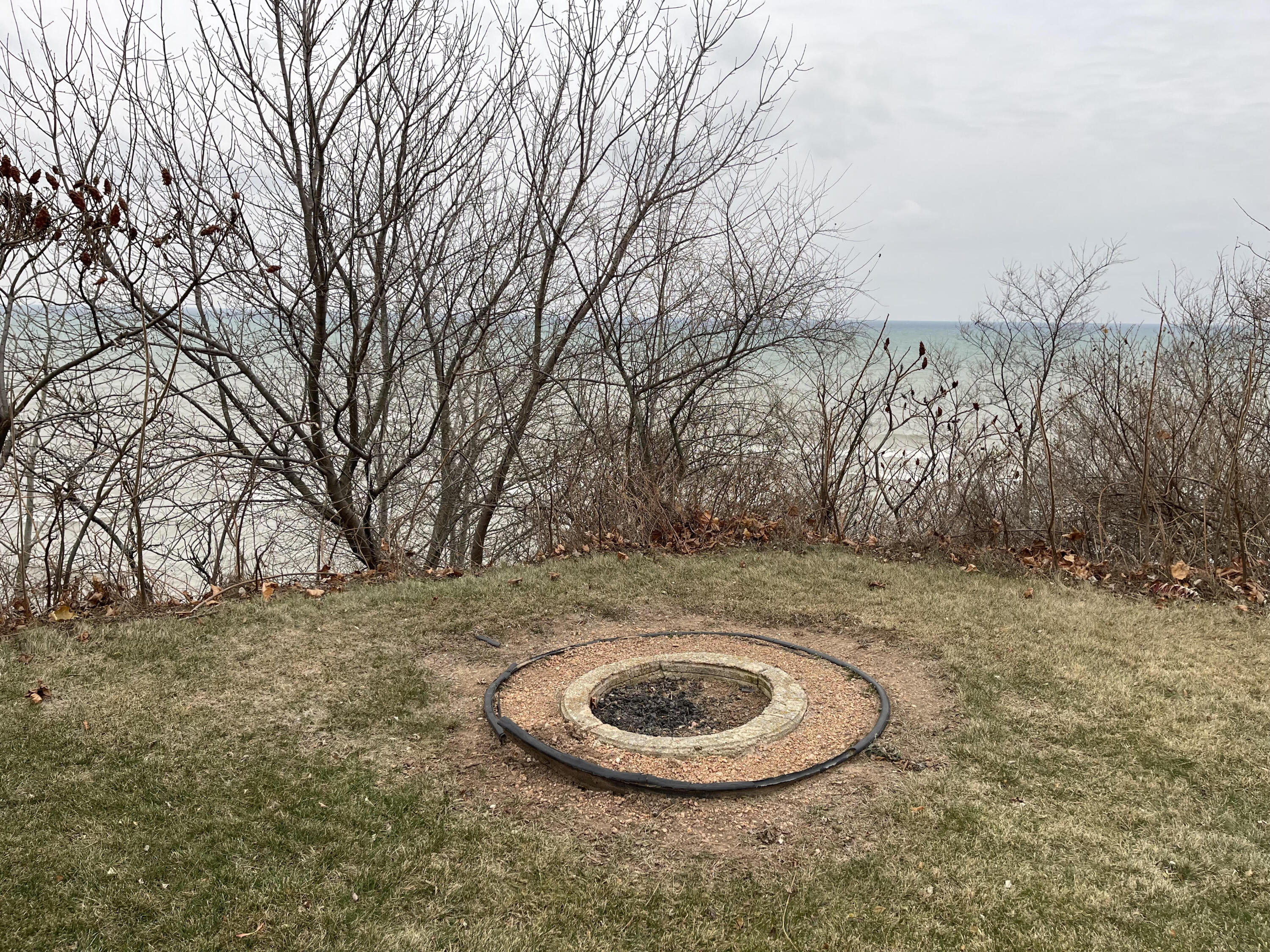 1104 Noridge Trail Port Washington, WI 53074 - Photo 22 of 61 Back Yard
