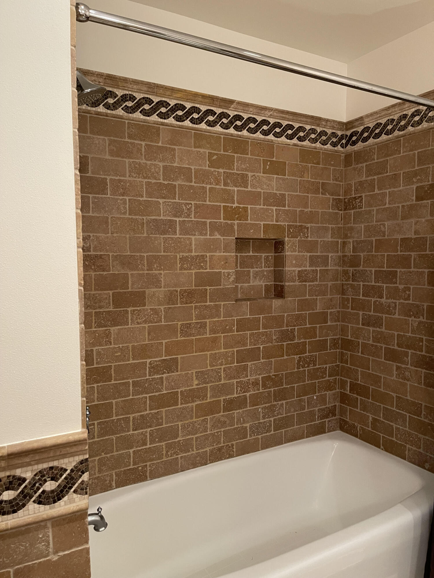 1104 Noridge Trail Port Washington, WI 53074 - Photo 43 of 61 2nd Bathroom