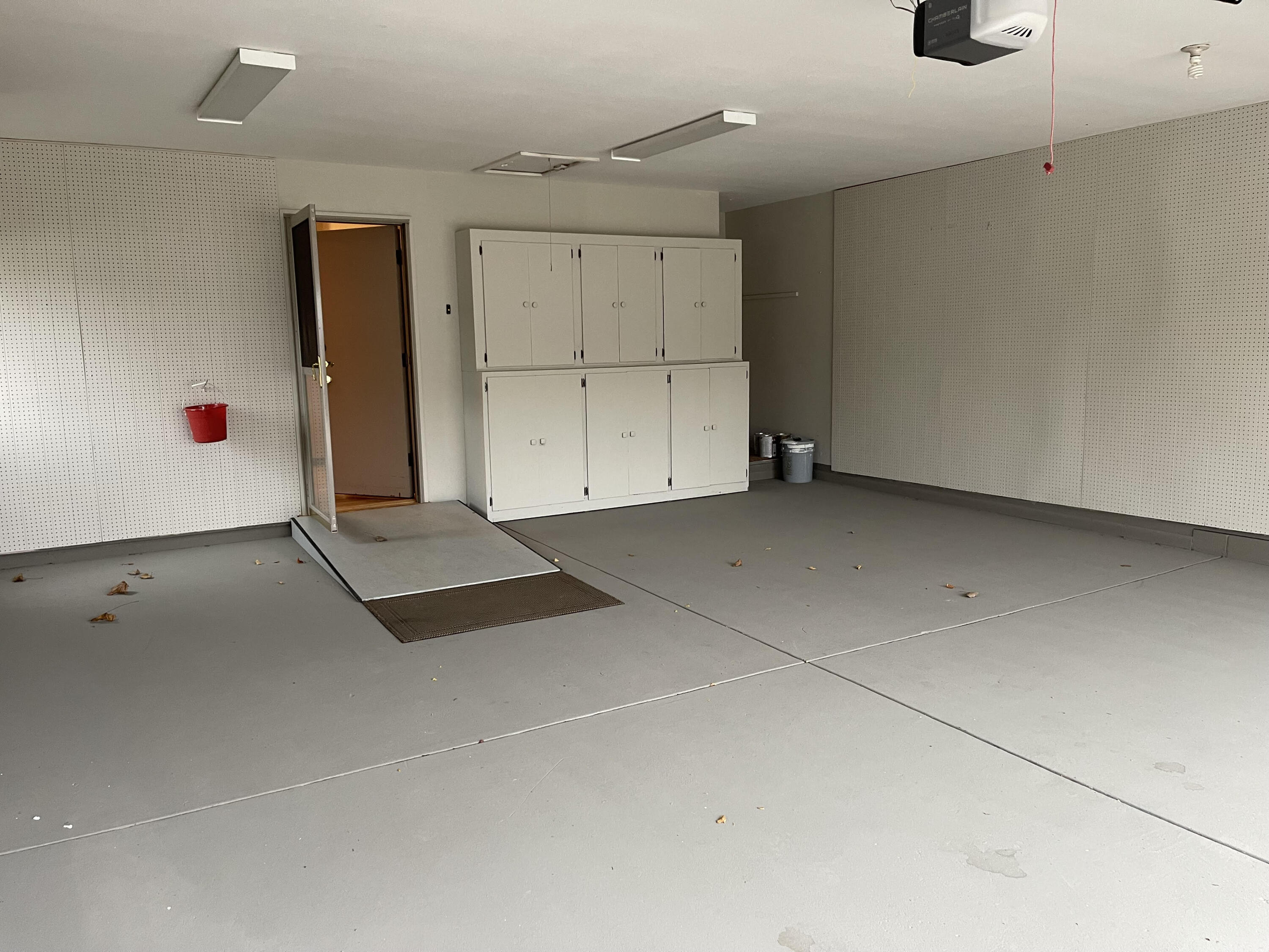 1104 Noridge Trail Port Washington, WI 53074 - Photo 48 of 61 Garage