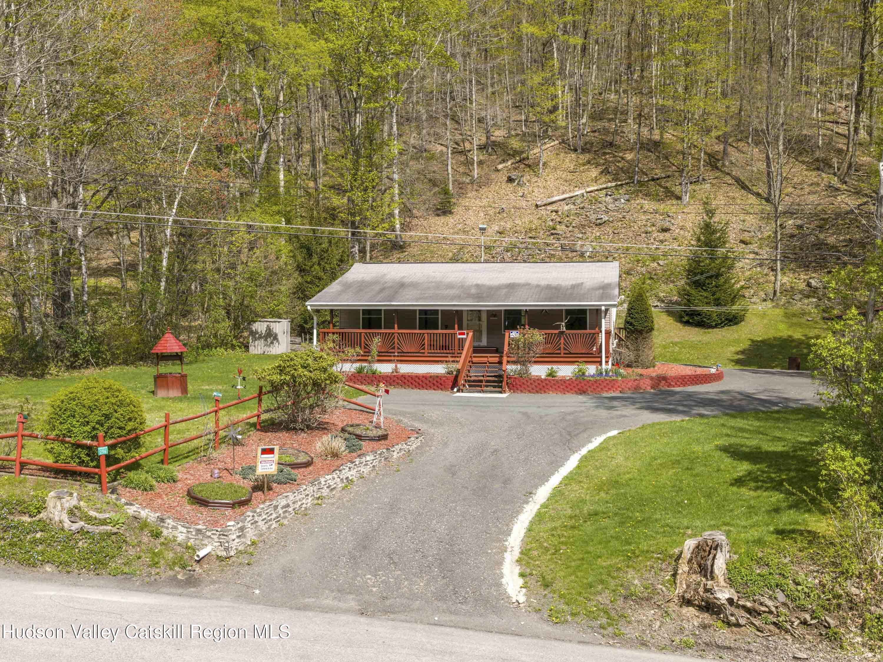 New Exteriors - 296 Diamond Notch Road L