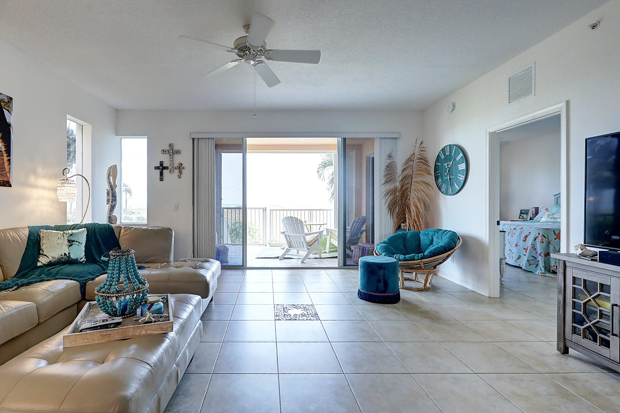 1002 Windward Drive Fort Pierce, FL 34949 - Photo 6 of 122 Living Room