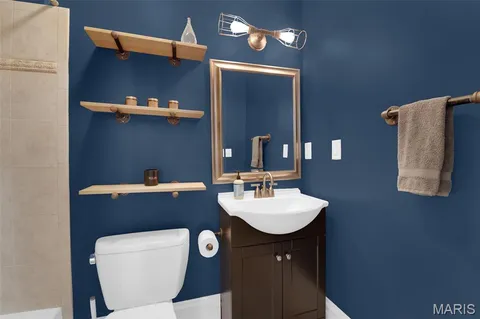 $299,900 | 378 North Taylor Avenue, Unit 3E, St. Louis, MO 63108