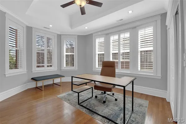 $299,900 | 378 North Taylor Avenue, Unit 3E, St. Louis, MO 63108