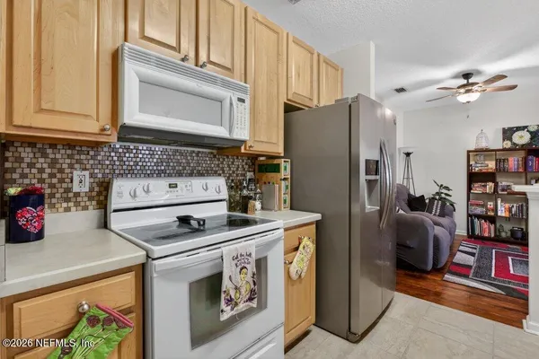 $210,000 | 785 Oakleaf Plantation Parkway, Unit 1412, Orange Park, FL 32065