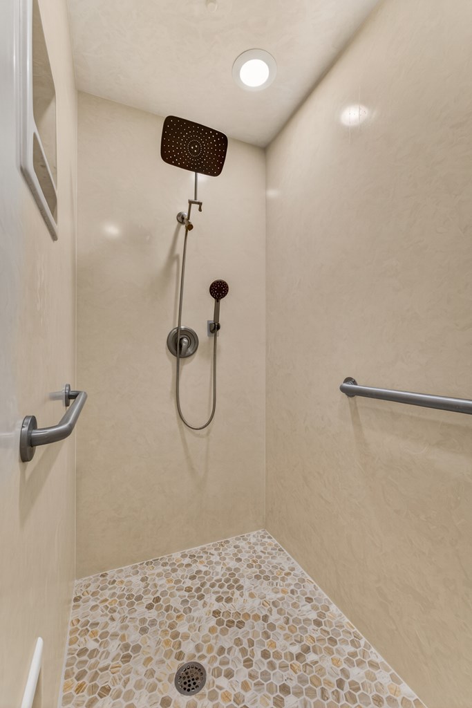 1999 Vardon Road New Meadows, ID 83654 - Photo 20 of 46 Master Bedroom Shower
