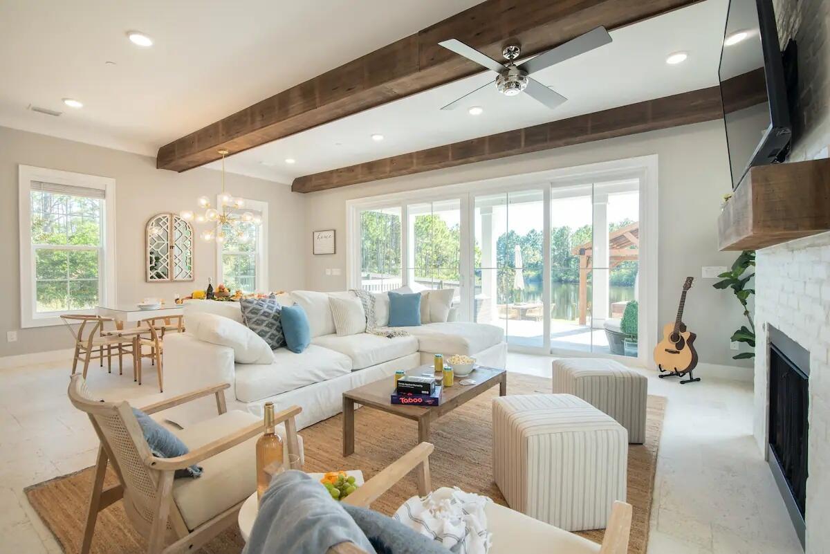 37 Riley Court Miramar Beach, FL 32550 - Photo 13 of 47 Living Room