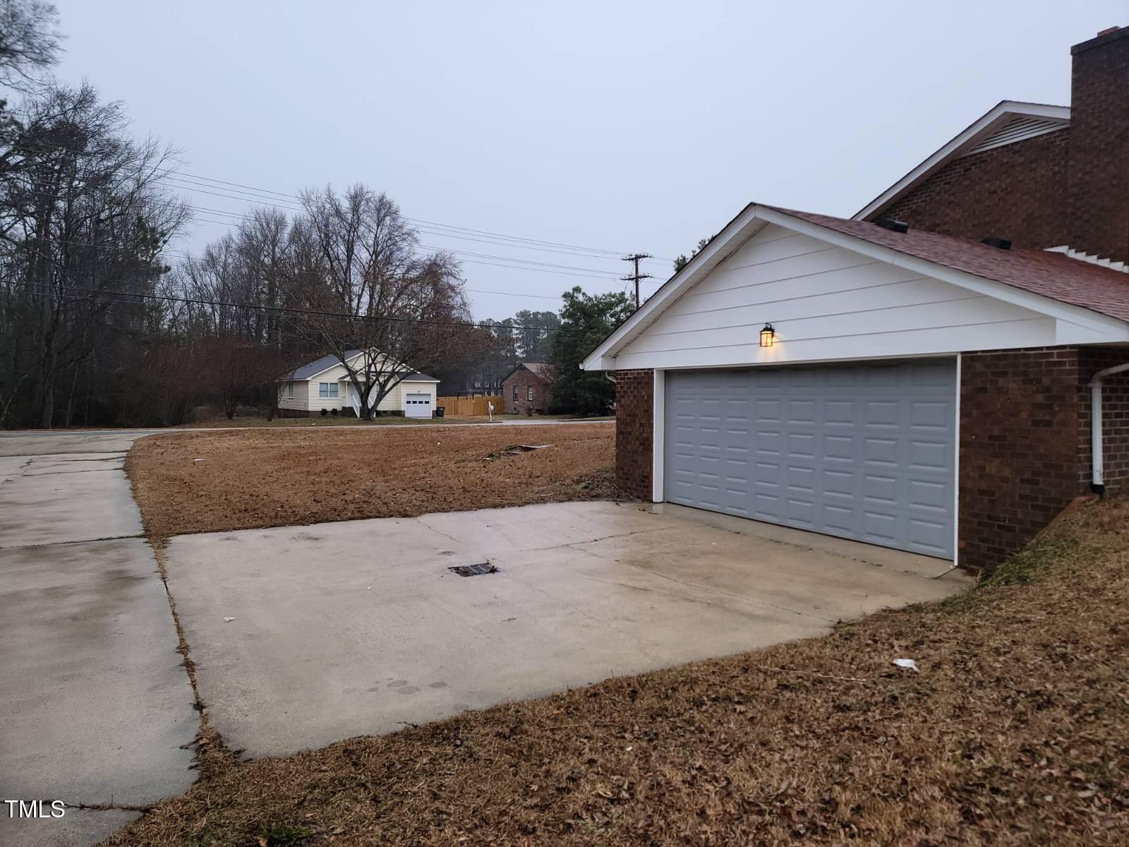 1815 Bethlehem Road Rocky Mount, NC 27803 - Photo 5 of 42 17