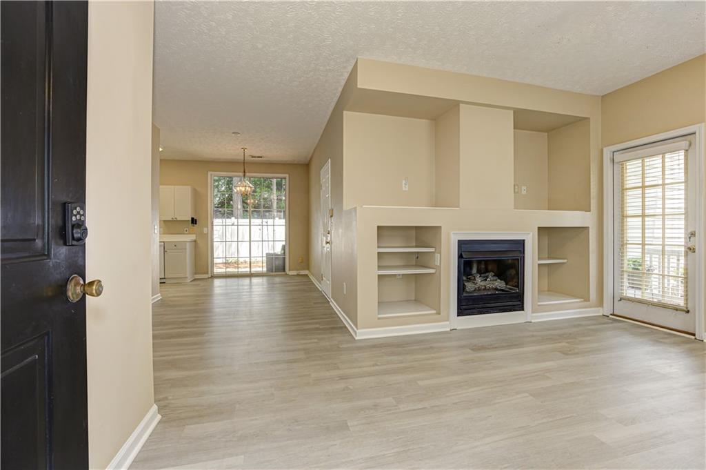 105 Windcroft Circle Northwest Acworth, GA 30101 - Photo 8 of 43