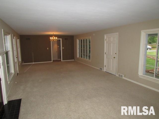 2355 Hollands Grove Road Washington, IL 61571 - Photo 4 of 36 Gallery Image 4