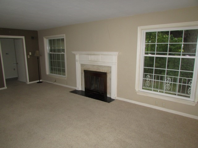 2355 Hollands Grove Road Washington, IL 61571 - Photo 6 of 36 Gallery Image 6