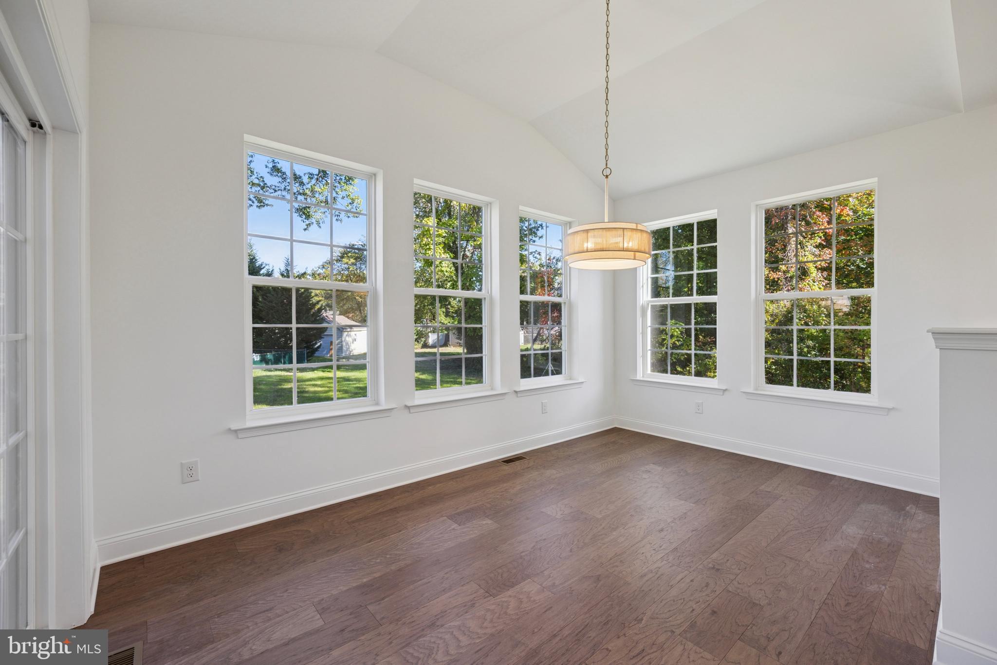 1135 Gibbsboro Road Voorhees, NJ 08043 - Photo 26 of 51 Morning Room