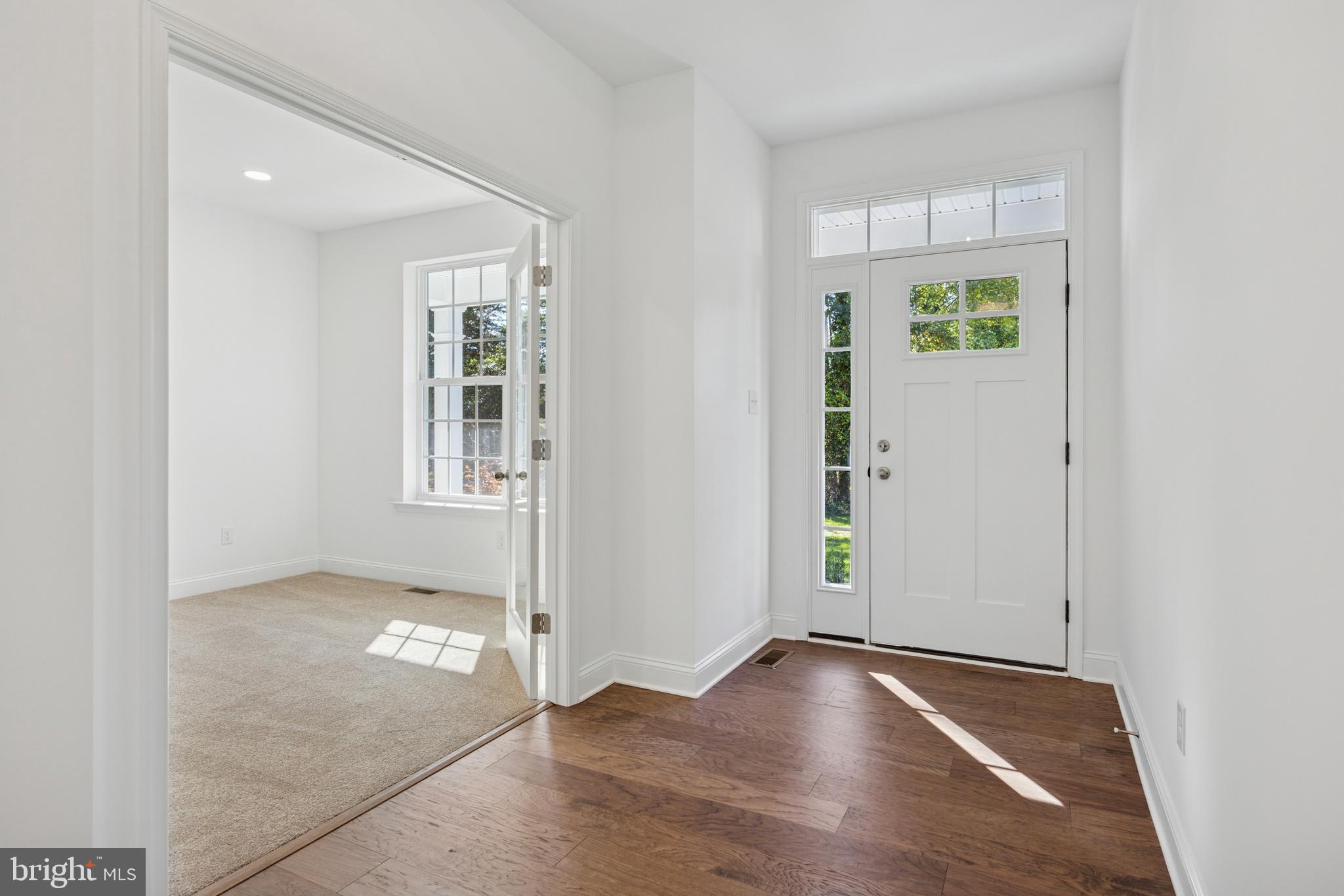 1135 Gibbsboro Road Voorhees, NJ 08043 - Photo 5 of 51 Foyer / Study