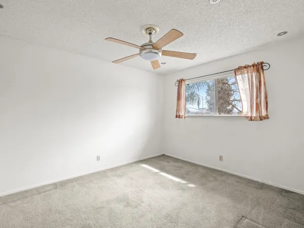 $479,500 | 5197 East Hamilton Avenue, Fresno, CA 93727