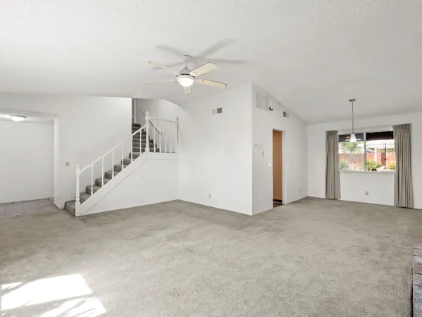 $479,500 | 5197 East Hamilton Avenue, Fresno, CA 93727