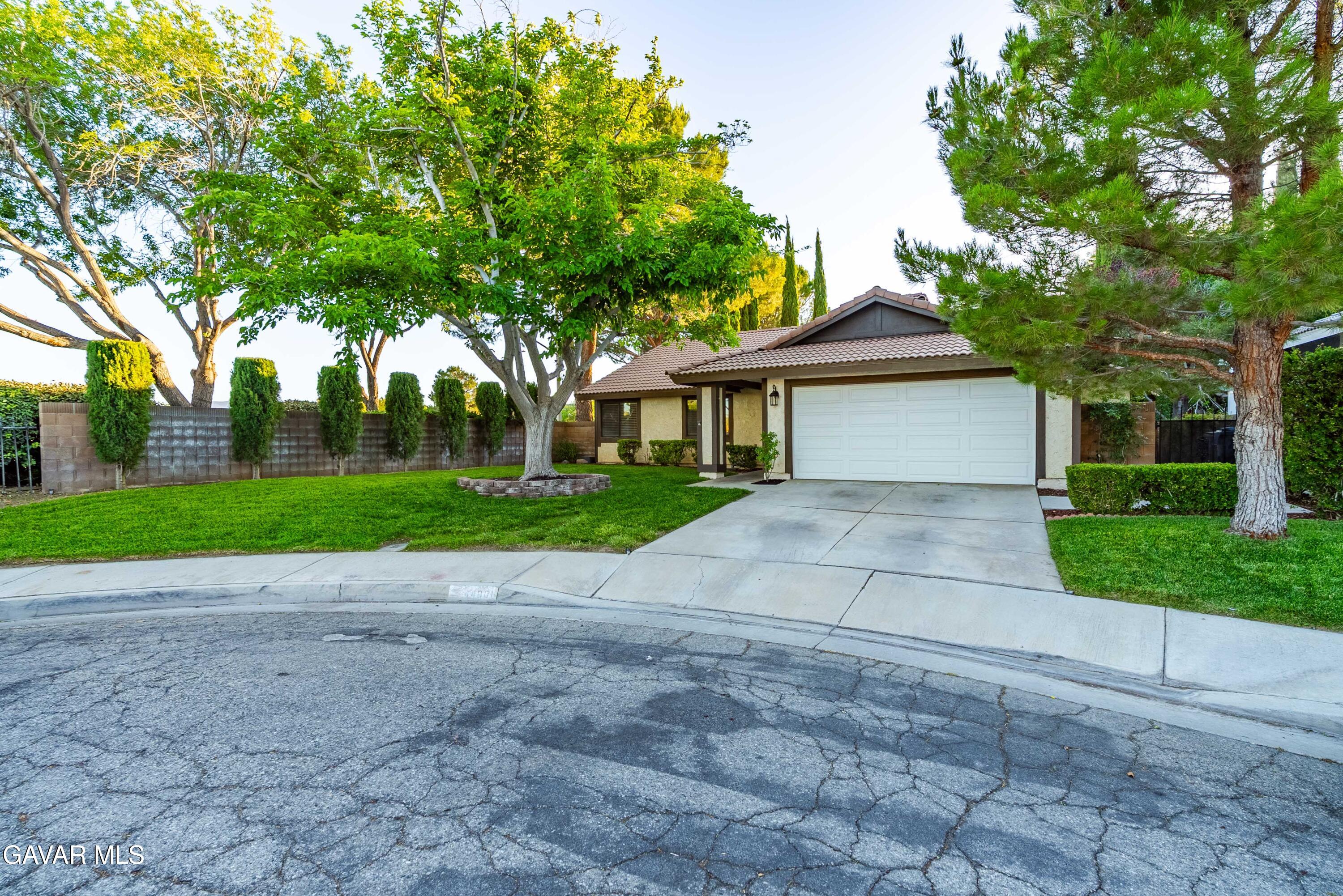 44001 Ruthron Avenue Lancaster, CA 93536 - Photo 43 of 44 Ruthron-43
