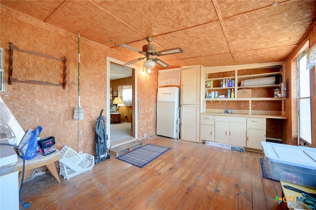 1631 East Fannin Street Luling, TX 78648 - Photo 24 of 27 a view of livingroom with furniture and cabinet