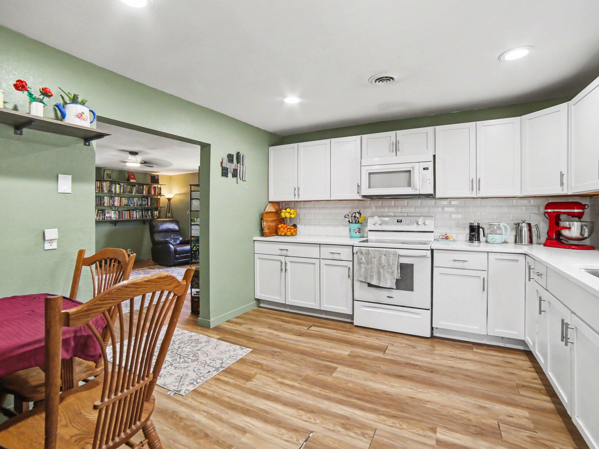 8168 Holton Road Holton, MI 49425 - Photo 6 of 26 006_file_1195