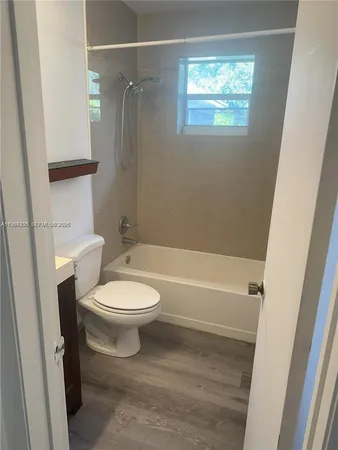 $3,500 | 3268 Southwest 25th Street, Unit 3268, Miami, FL 33133