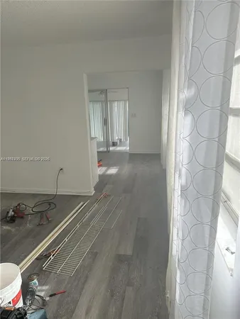 $3,500 | 3268 Southwest 25th Street, Unit 3268, Miami, FL 33133