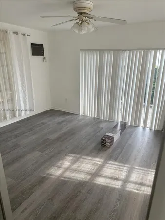 $3,500 | 3268 Southwest 25th Street, Unit 3268, Miami, FL 33133