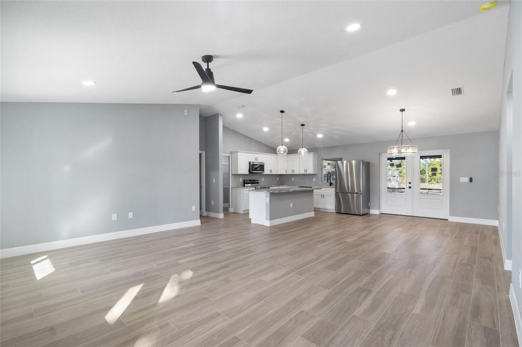 3421 Vivian Road North Port, FL 34288 - Photo 4 of 30