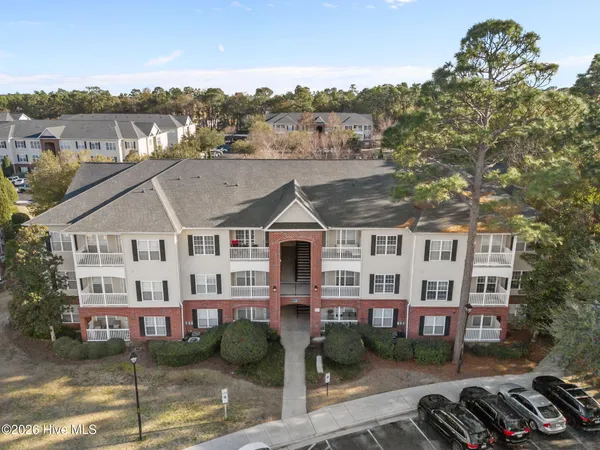$255,000 | 1500 Cadfel Court, Unit 202, Wilmington, NC 28412