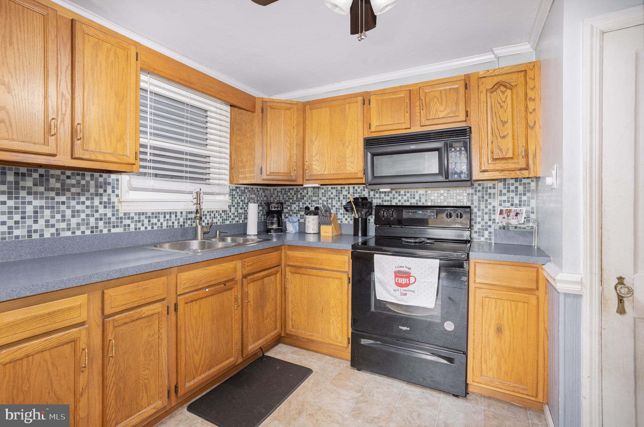 1635 Stanton Street York, PA 17404 - Photo 10 of 27