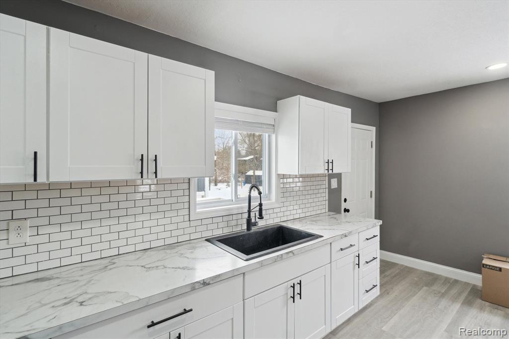 4214 North Linden Road Flint, MI 48504 - Photo 11 of 27