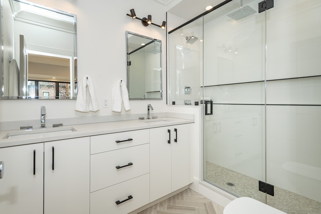 8 Rutland Square, Unit A Boston, MA 02118 - Photo 14 of 27 Gallery Image 14