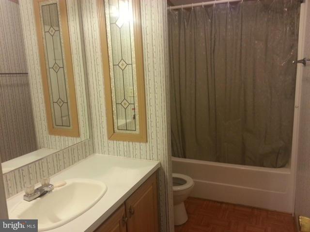 7415 Carver Road Gainesville, VA 20155 - Photo 9 of 15 Bath