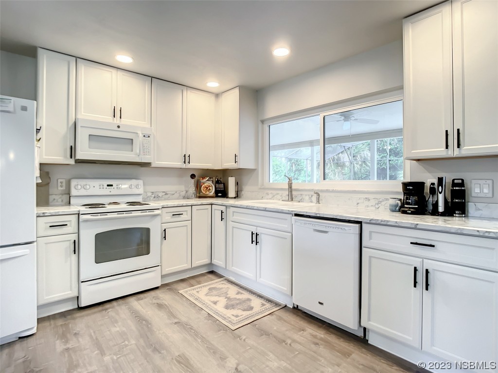 121 Poinciana Road Edgewater, FL 32141 - Photo 15 of 48 Gallery Image 15