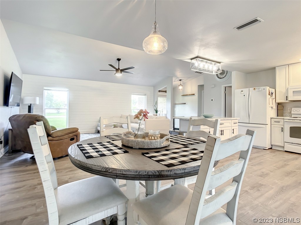 121 Poinciana Road Edgewater, FL 32141 - Photo 18 of 48 Gallery Image 18