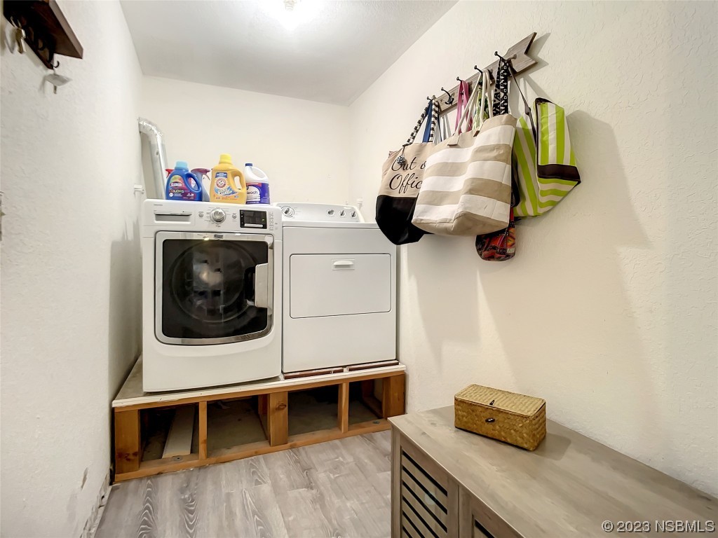 121 Poinciana Road Edgewater, FL 32141 - Photo 35 of 48 Gallery Image 35