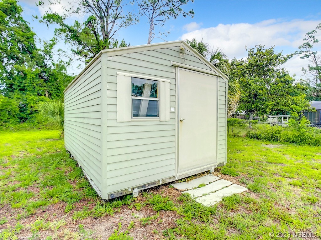 121 Poinciana Road Edgewater, FL 32141 - Photo 44 of 48 Gallery Image 44