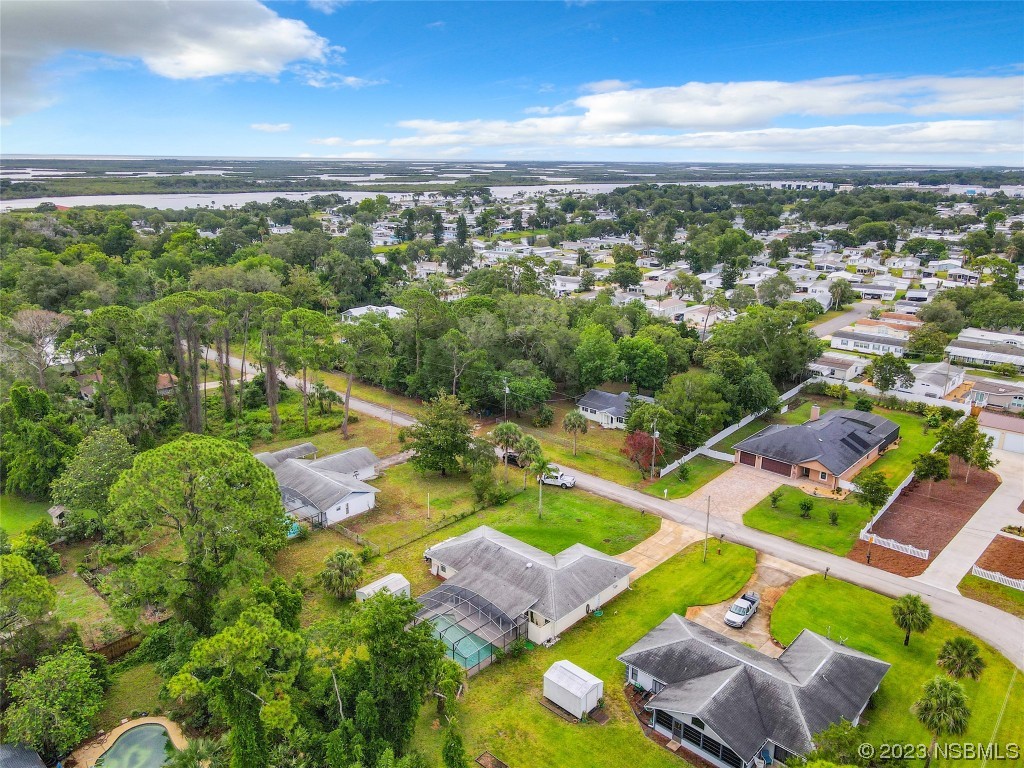 121 Poinciana Road Edgewater, FL 32141 - Photo 47 of 48 Gallery Image 47