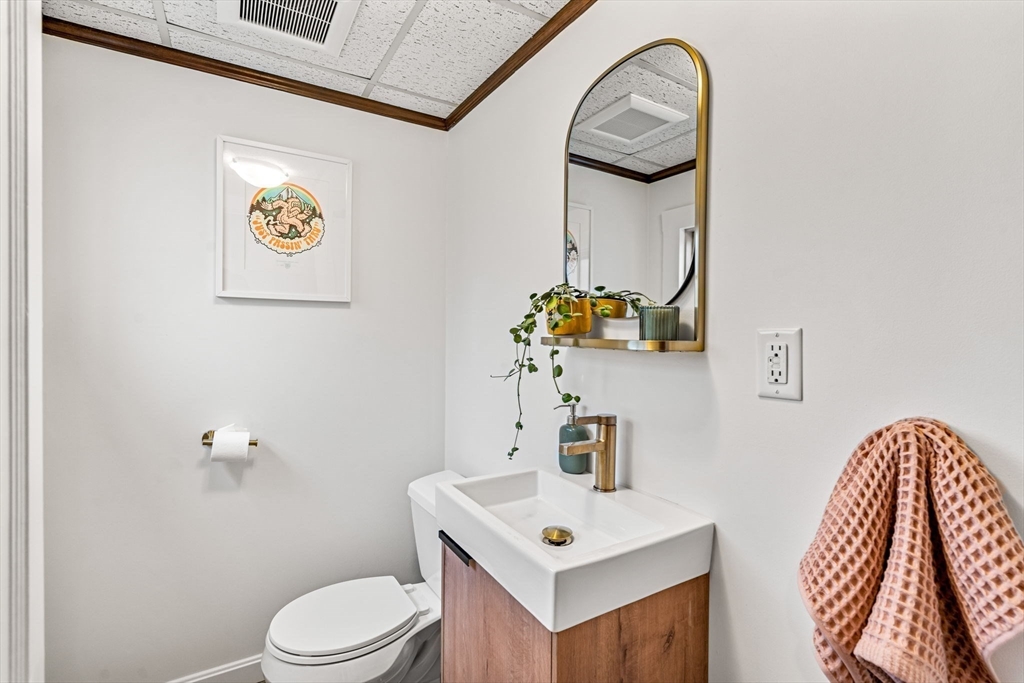 13 Bertram Street Beverly, MA 01915 - Photo 23 of 42