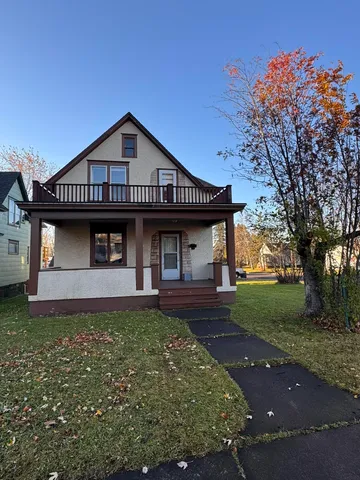 $209,900 | 830 8th Avenue, Two Harbors, MN 55616