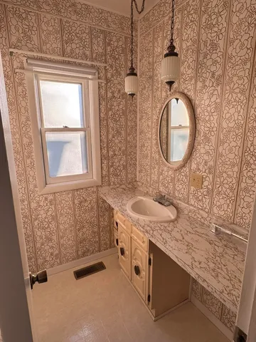 $209,900 | 830 8th Avenue, Two Harbors, MN 55616