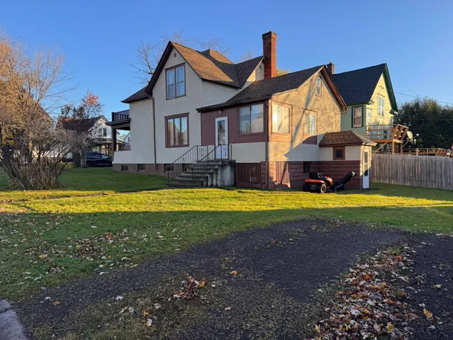 $209,900 | 830 8th Avenue, Two Harbors, MN 55616