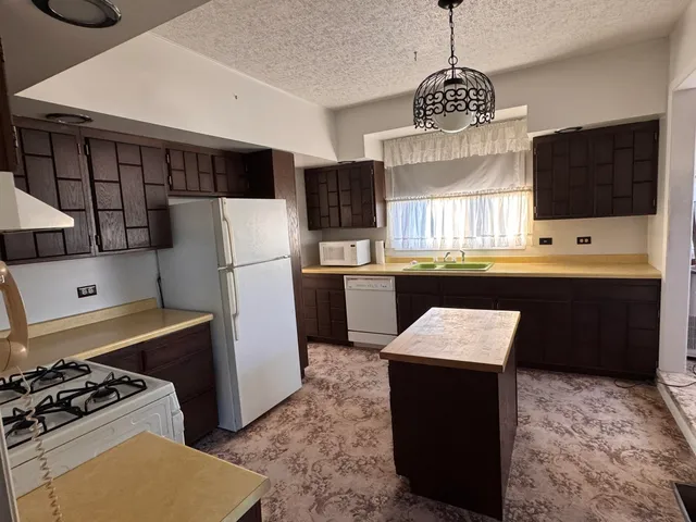 $209,900 | 830 8th Avenue, Two Harbors, MN 55616