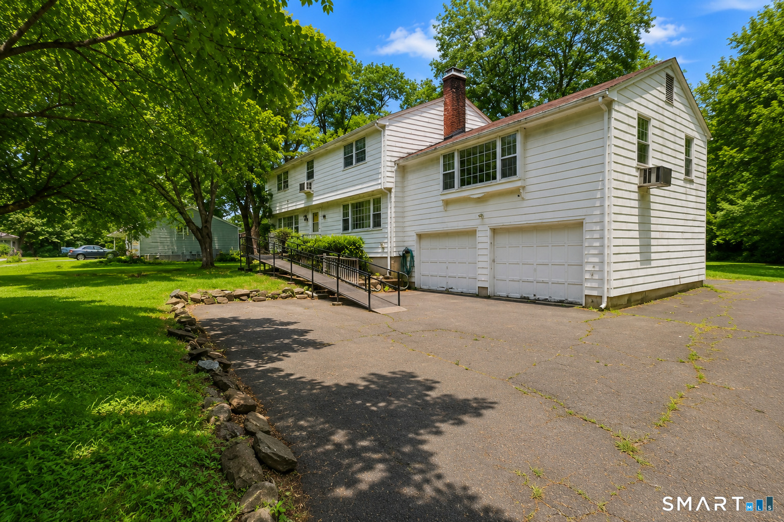 39 Maple Avenue Bloomfield, CT 06002 - Photo 4 of 9