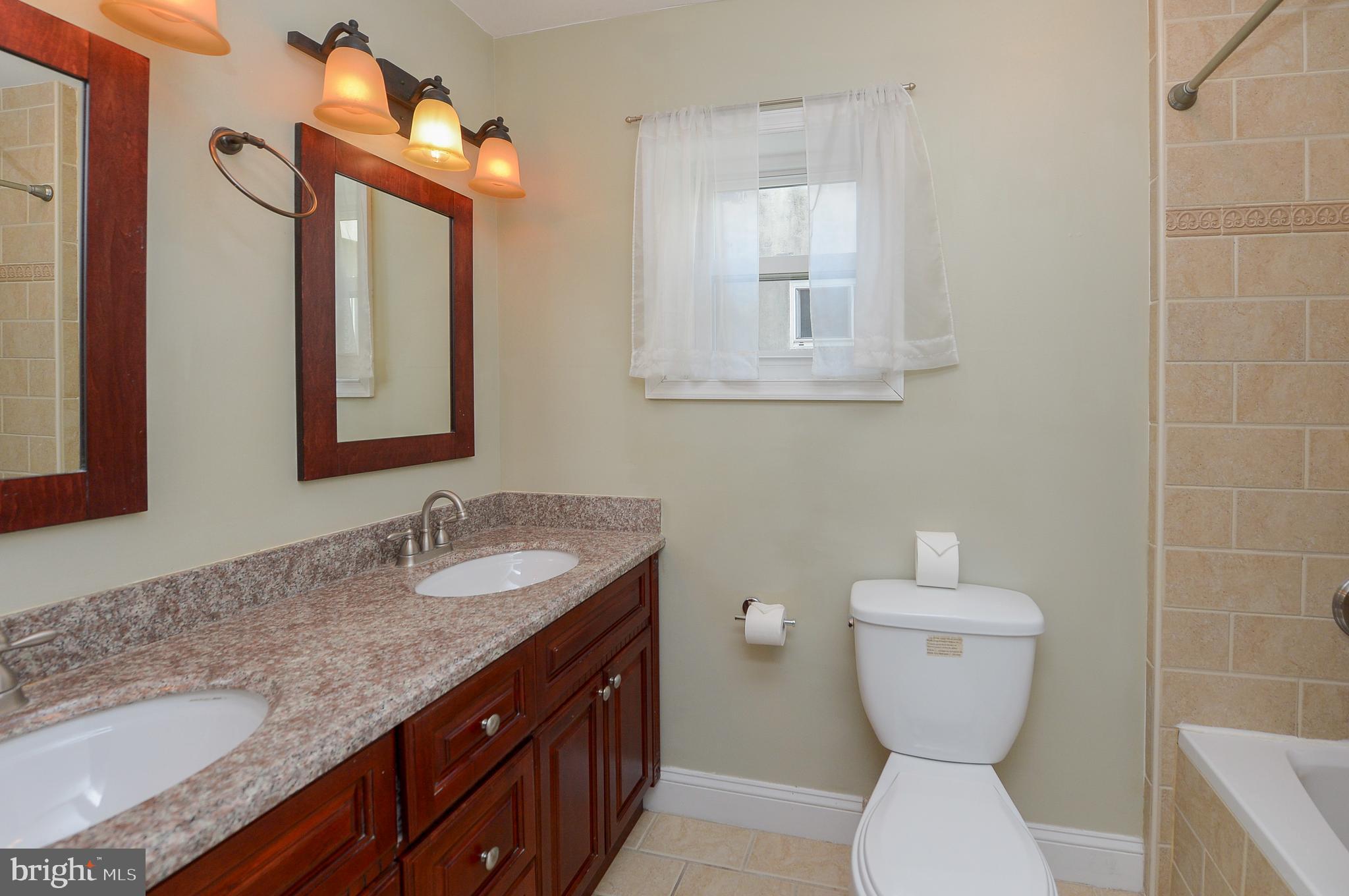 1826 Reed Street Philadelphia, PA 19146 - Photo 14 of 26