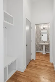$1,000,000 | 2815 West Kirkwood Avenue, Nashville, TN 37204