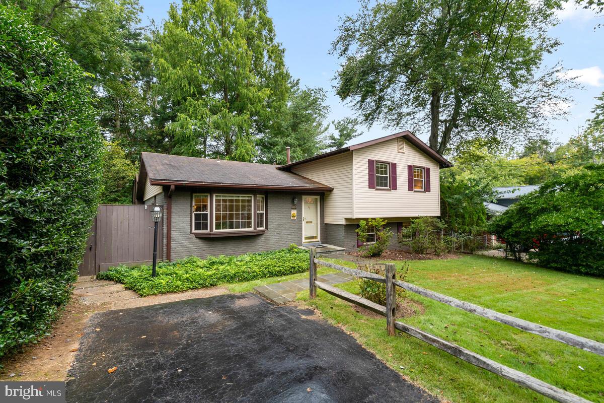 903 Leverton Road Rockville, MD 20852 - Photo 3 of 56