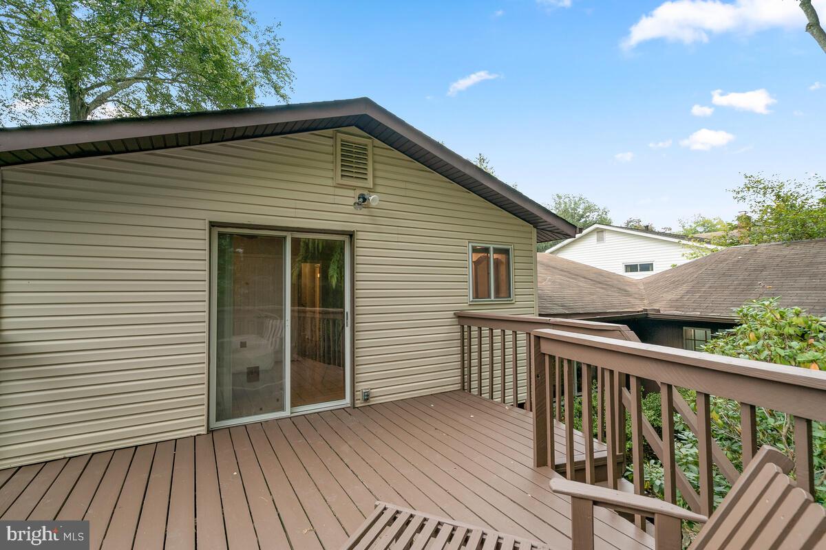 903 Leverton Road Rockville, MD 20852 - Photo 46 of 56 Deck