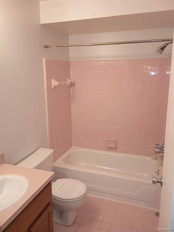 48600 Sugarbush Road New Baltimore, MI 48047 - Photo 4 of 8