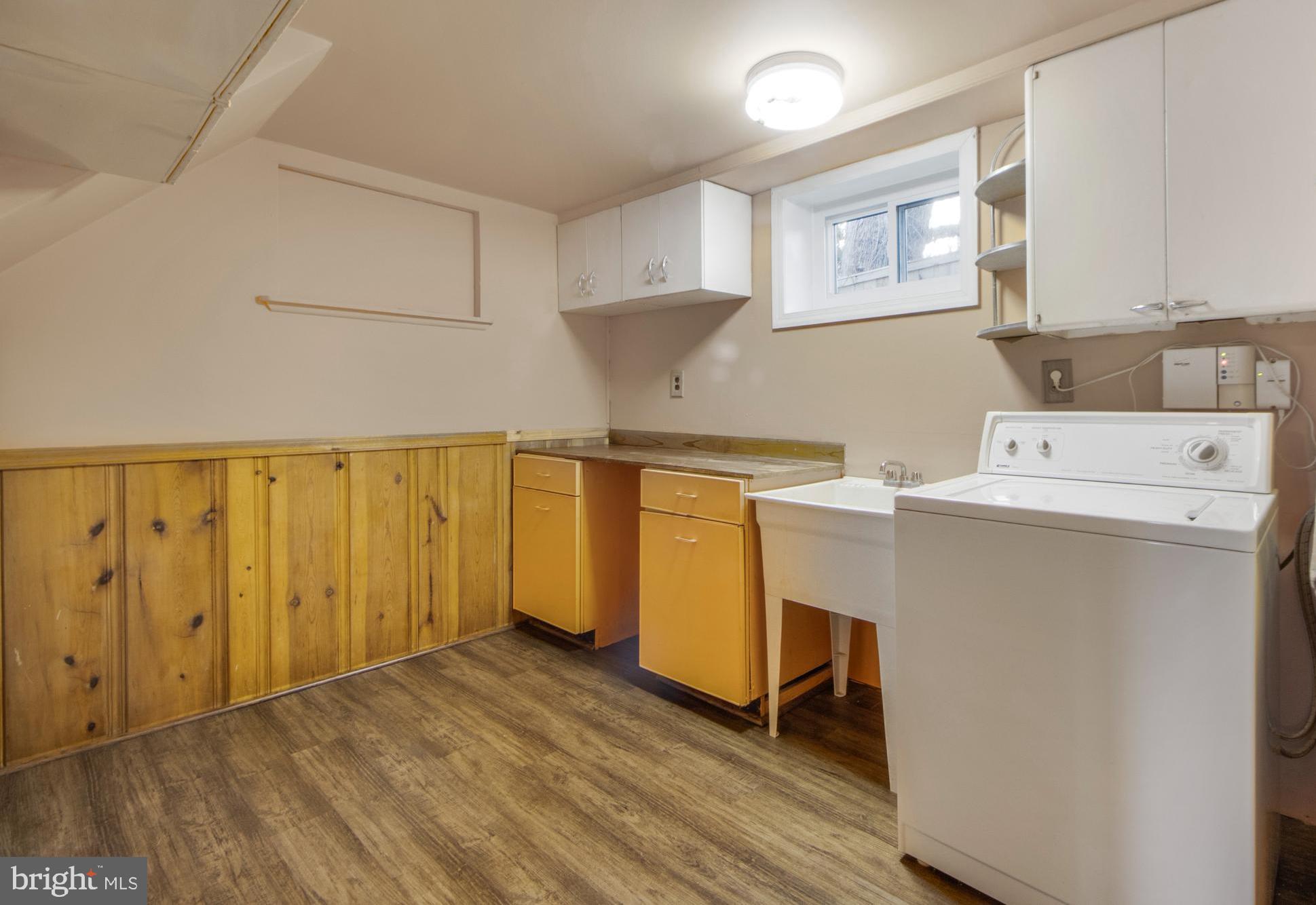 2306 Darrow Street Silver Spring, MD 20902 - Photo 26 of 31 Lower Level - Laundry w/Washing Machine
