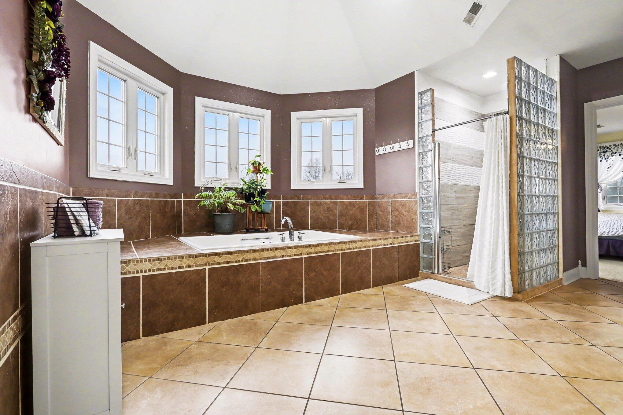 2339 Watkins Road Battle Creek, MI 49015 - Photo 15 of 29 019_file_3040